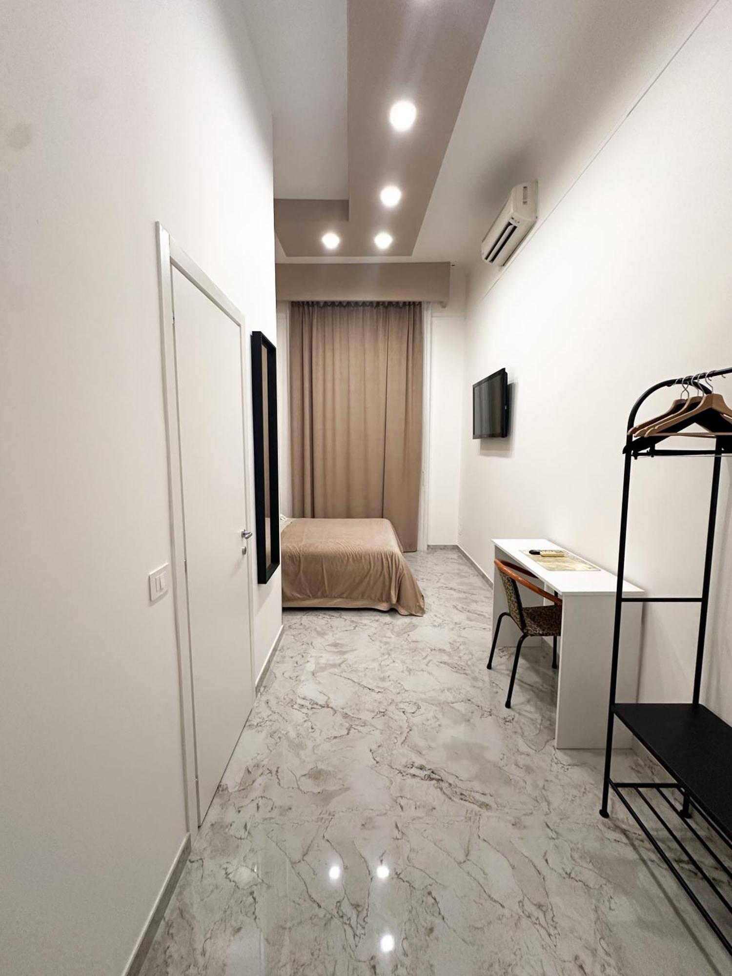 Bed and Breakfast Benvenuto A Napoli Экстерьер фото