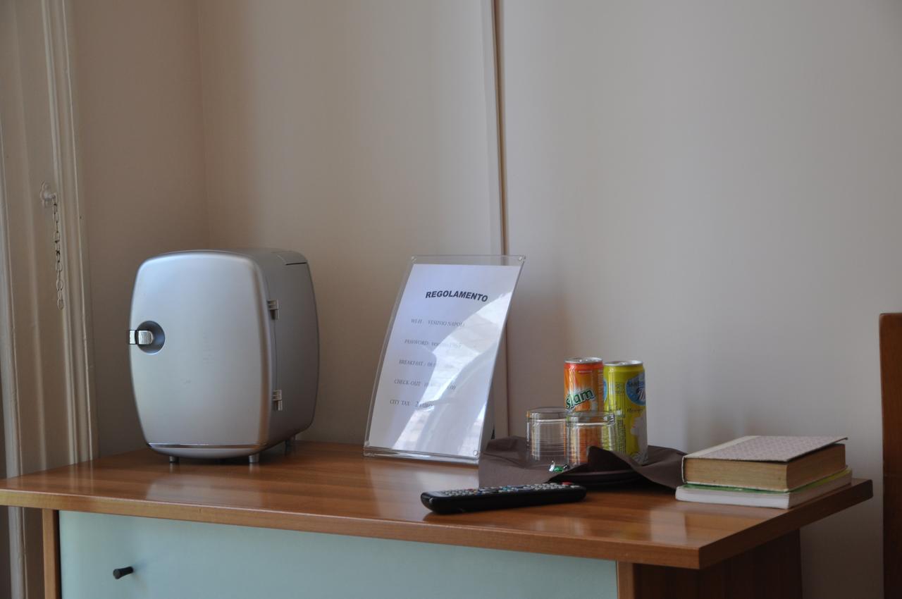Bed and Breakfast Benvenuto A Napoli Экстерьер фото