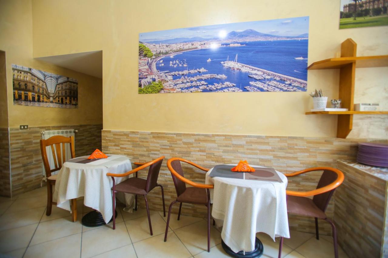 Bed and Breakfast Benvenuto A Napoli Экстерьер фото